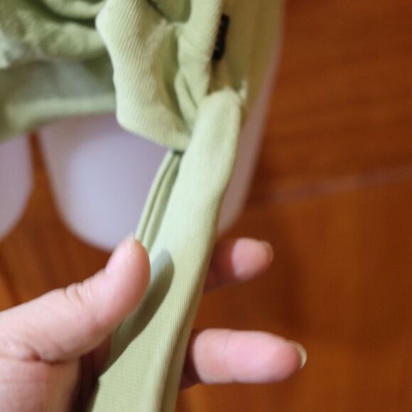 BCBG Maxazria Green Faux Wrap Tie Top XL Y2K - Picture 9 of 14